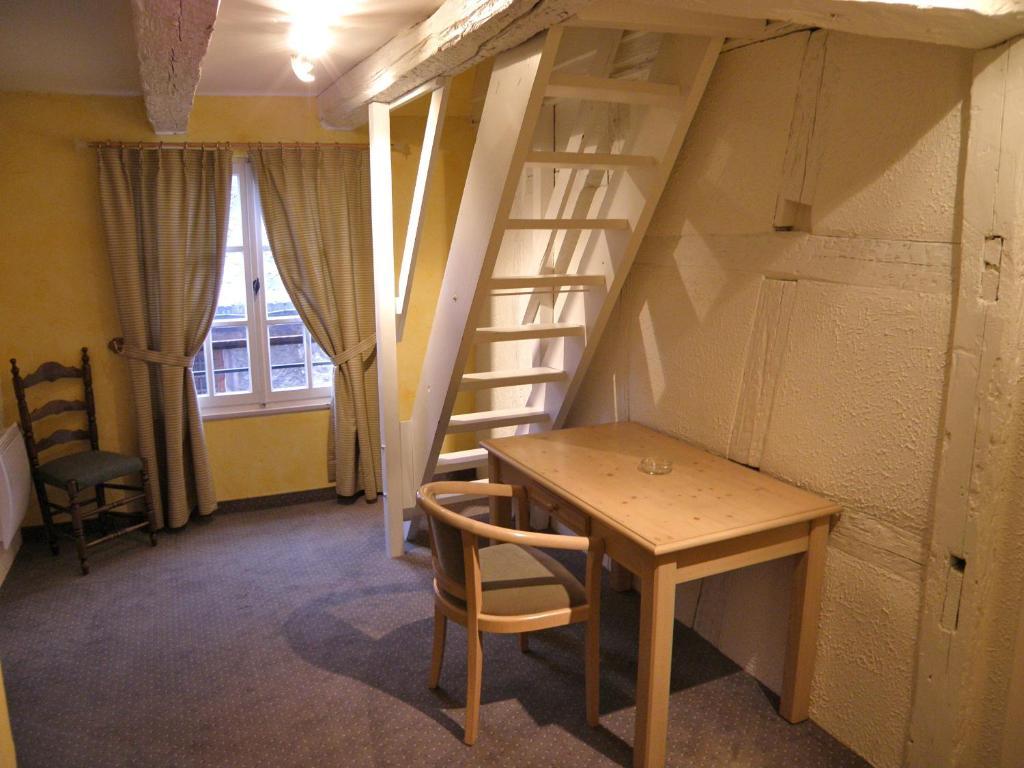 Caveau De L'Ami Fritz Ribeauvillé Habitación foto